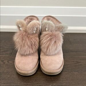 Ugg style pink suede and fur boots size 7